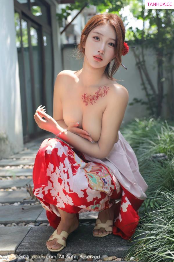   [XiuRen]高清写真图 2025.08.22 No.10683 金允希Yuki 红色和服第57张图片